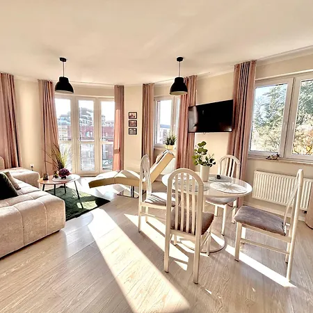 Appartement White Glove 1 Maja Delux *